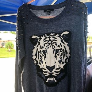 Forever 21 sweater